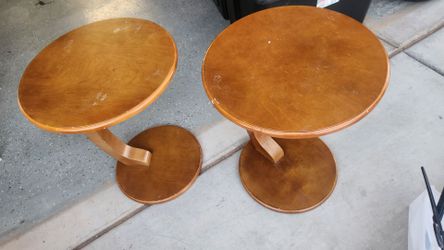 Round Wood Pedestal Side Tables – Set of 2