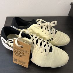 NIKE TIEMPO LEGEND 10 ELITE FG Cleats