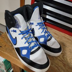 Nike + Skechers Shoes Men's Size 11
