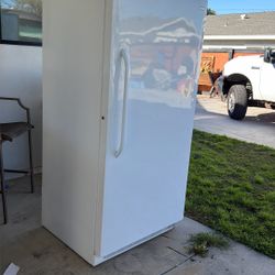 Frigidaire Freezer 