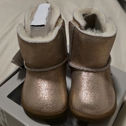 UGG Baby Keelan Metallic Glitter Boots – Size 02/03 Months