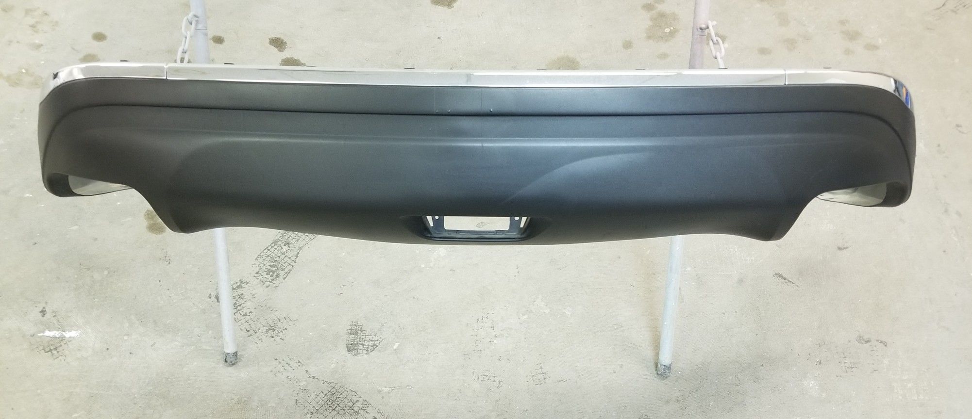 2016 Nissan Murano Rear Bumper Diffuser with Chrome Trim