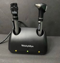 Welch Allyn 2.4V Pocketscope Set - Otoscope / Ophthalmoscope w/ case And Charger