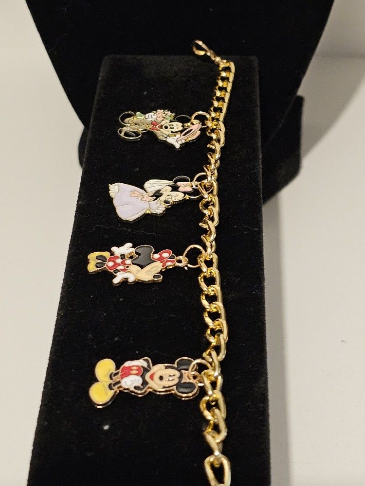 New Mickey And Minnie Mouse Charm Bracelet
