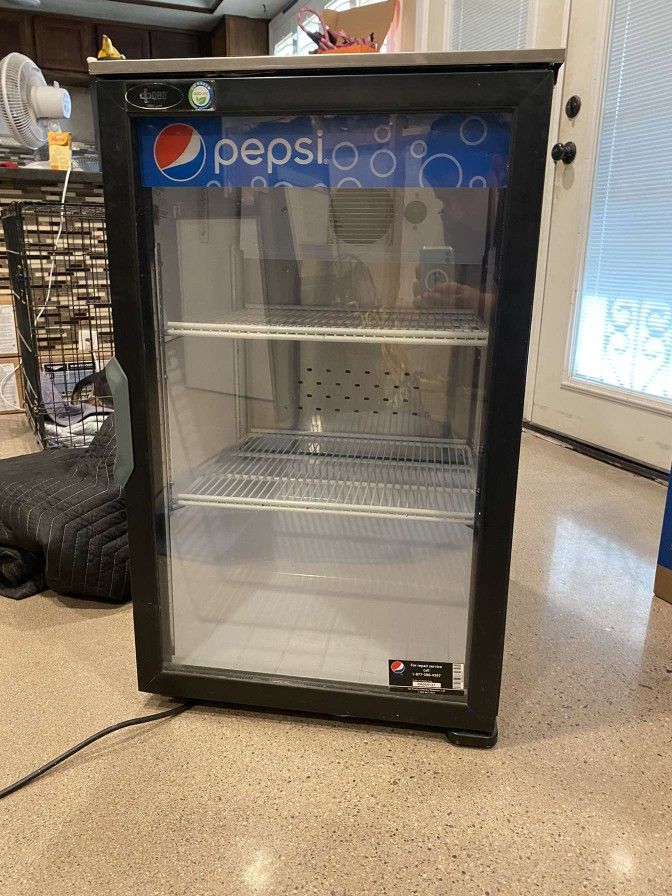 Medium Refrigerator