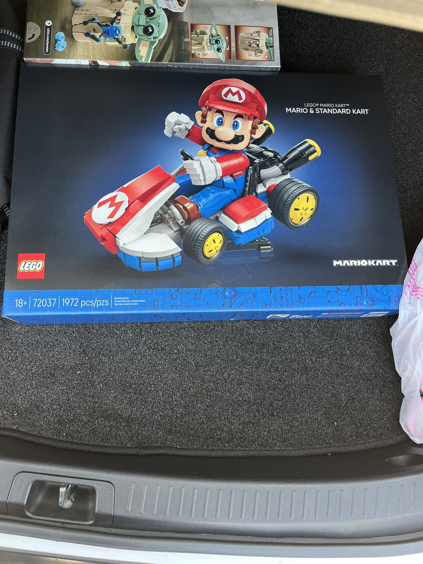 LEGO Mario w/ Standard Kart