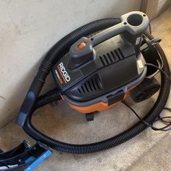 Rigid 4 Gallon 5.0 Peak HP Portable 