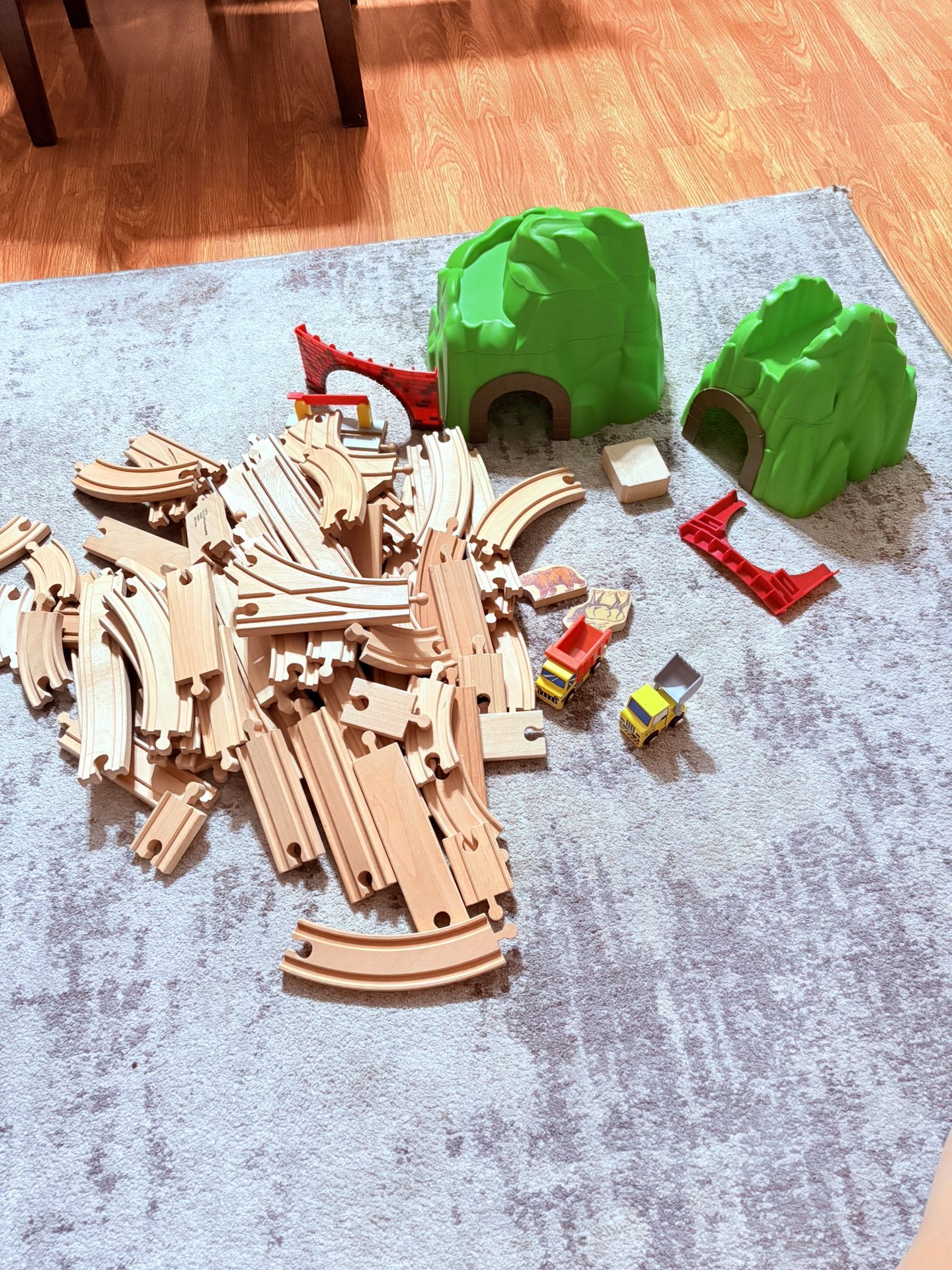 Toys R Us Wooden Train Set