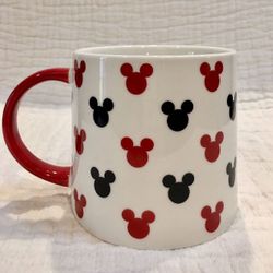 Collectible Disney Mickey Mouse 26 Ounce Porcelain Coffee Mug
