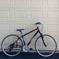 Trayl Men’s Hybrid Mountain Bike – 700c – 21-Speed – Medium Frame Bicycle