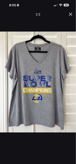 Women’s Official Los Angeles Rams Super Bowl LVI Champions T-shirt by Fanatics. 🏈💙💛size 2x