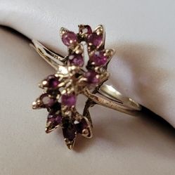 Ruby & 14K Yellow Gold Ring $200-no Low Offers Accepted. Pick-up In Aurora. Check My Profile For A FREE offer With A Purchase.