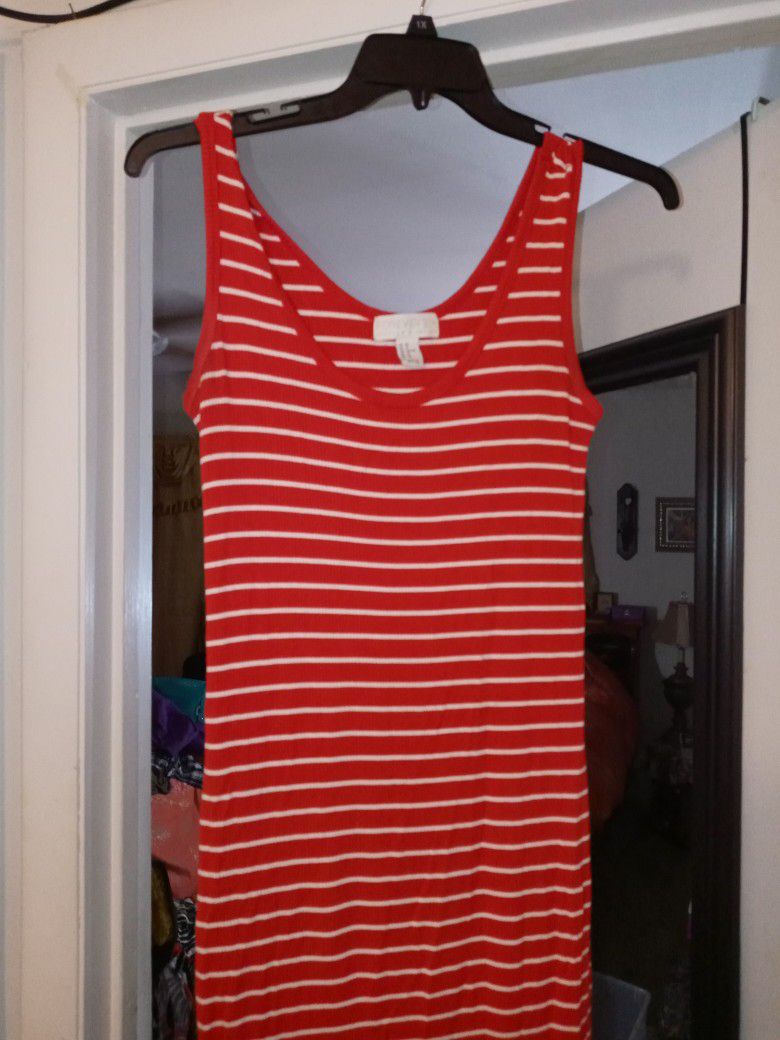 Stretch red And white body Fitting dress Size xl