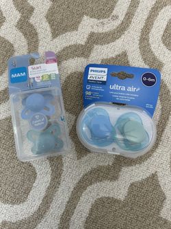 Infant Pacifiers NEVER USED