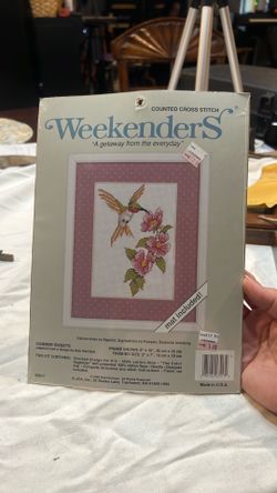 Vintage 1995 Weekenders Summer Sweets Counted Cross Stitch Kit Hummingbird Mat JCA