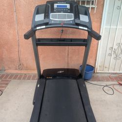 Nordictrack Treadmill / Caminadora 