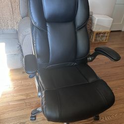 NEW Plush Colamy Office Chair