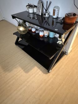 TV Stander