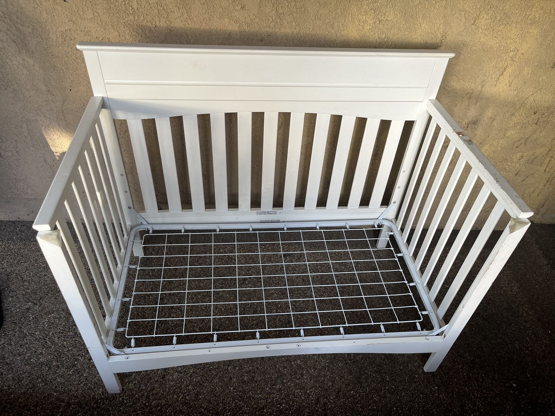 Baby/Toddler Crib