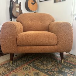 Modern Style Accent Chair 