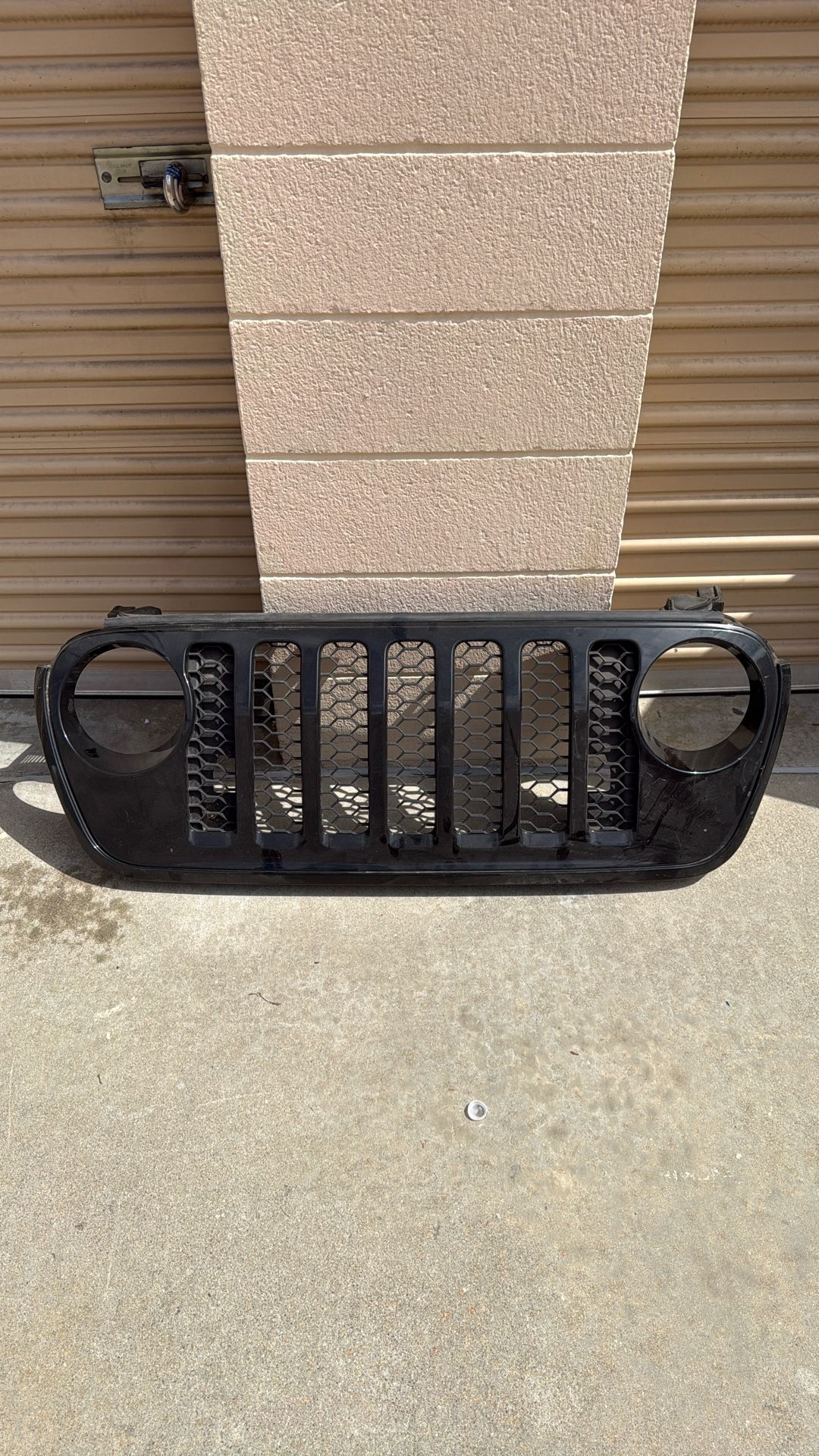 Jeep Gladiator Grille Oem