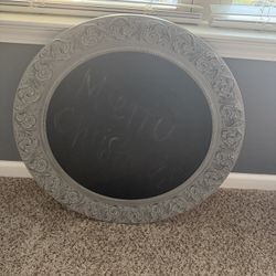 Round Grey Chalkboard