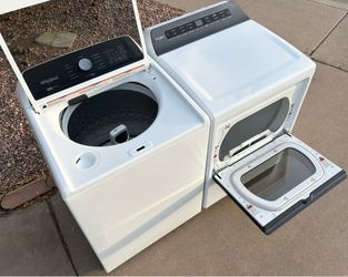 ABSOLUTELY GORGEOUS WHIRLPOOL FULL AGITATOR TOPLOAD WASHER AND ELECTRIC DRYER!!!
