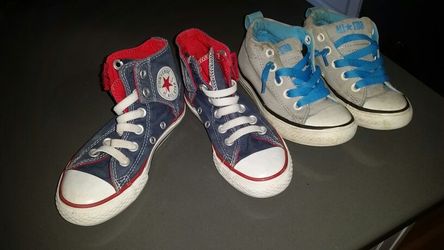 Boys converse