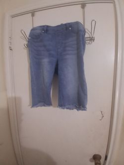 womans jean shorts