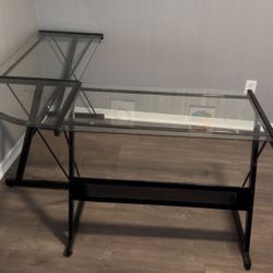 L-Shape Glass Desk 