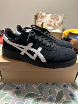 ASICS skate shoes 11.5