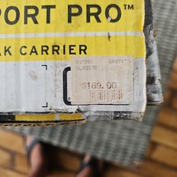 Thule Hull-A-Port Pro