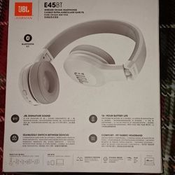 Jbl Wireless Headphones.