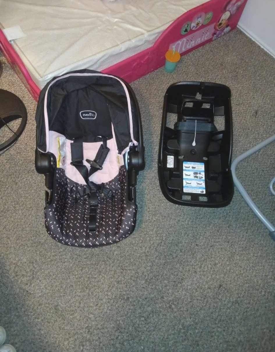Evenflo Car seat