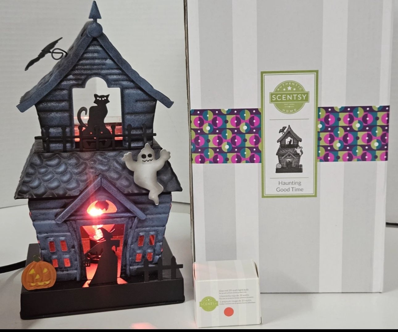 Haunting Good Time- Scentsy Warmer 