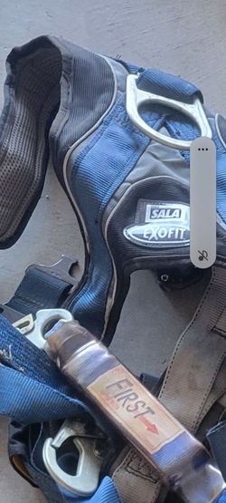 Frontline  fall protection harness