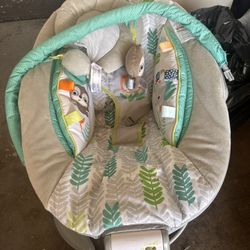 Bright Starts Comfy Baby Bouncer Soothing Vibrations Infant Seat 