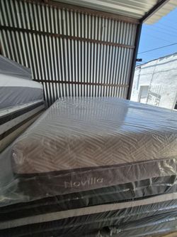 NEW QUEEN MEMORY FOAM MATTRESS