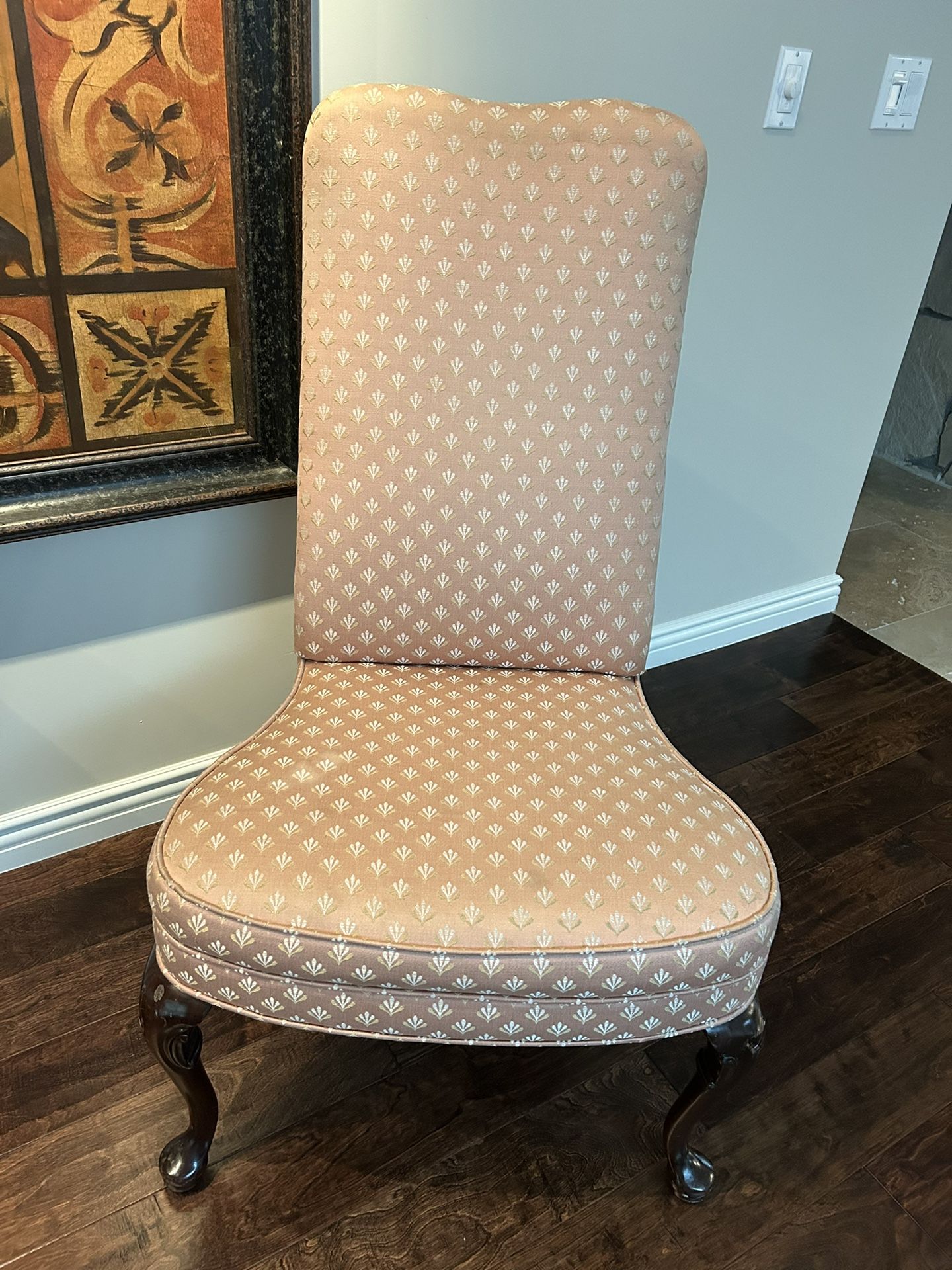 Accent Chairs