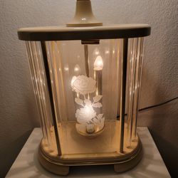 Vintage Lucite Etched Floral Rose 4 Light Table Lamp 