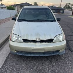 2001 Toyota Echo