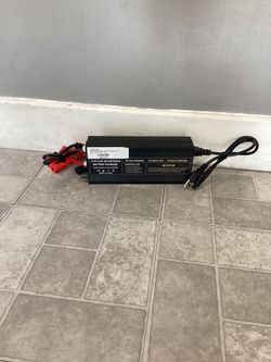 12.6/14.6V Adjustable Battery Charger 