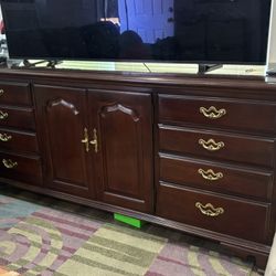Solid Wood 9 Drawer Dresser