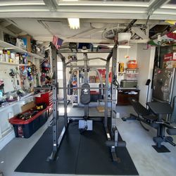 Vesta Fitness Smith Machine 1001 w/Bench Attachment | 230lb Bumpers Olympic Weights | 7ft Olympic Bar | Fitness | Gym Equipment | FREE DELIVERY 🚚 