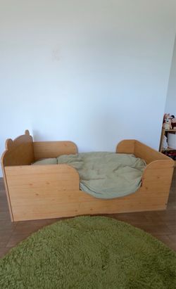 Toddler Bed - brand NEW - crib size