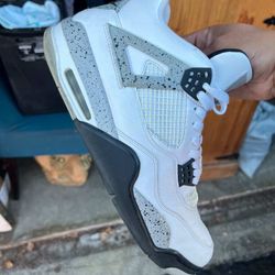 Jordan 4 Retro White Cement (2025)