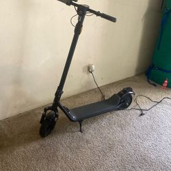 Niu e scooter kqi100p (ALSO FOR TRADE)
