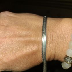 7 1/2 Inch Sterling Silver Herringbome Bracelet Vintage $25