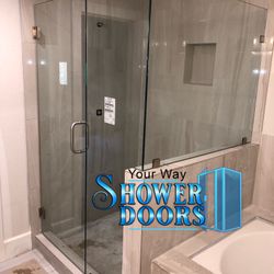 Frameless Showers Doors 