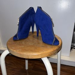 Size 7•Liliana Royal Blue Peep-Toe Heeled Boots Size 7